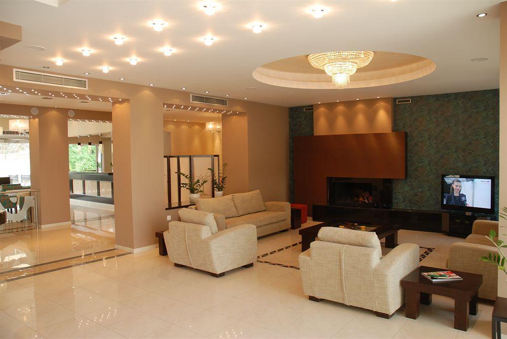 Albatros Hotel Сивота Экстерьер фото