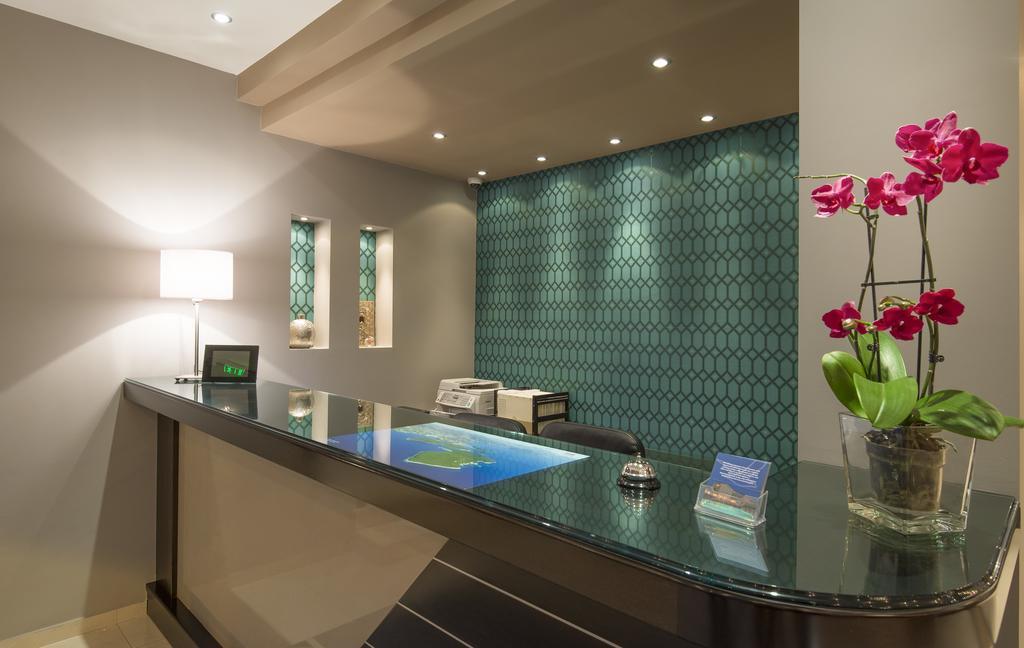 Albatros Hotel Сивота Экстерьер фото