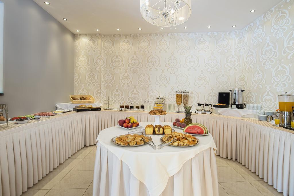 Albatros Hotel Сивота Экстерьер фото